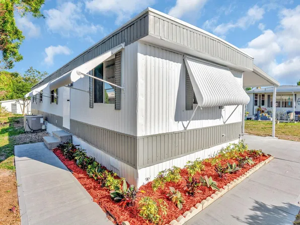 7899 SE Eagle Avenue, Hobe Sound, FL 33455