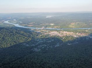 225 Lodge Point Rd, South Pittsburg, TN 37380