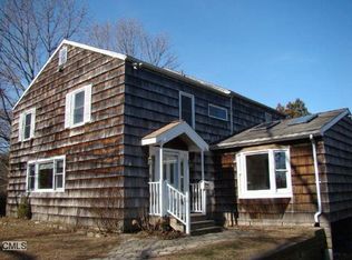 8 Nolan St, Norwalk, CT 06850