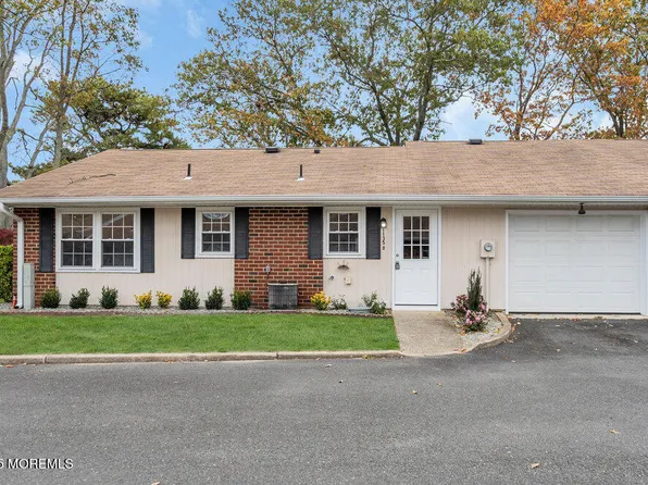 1135 Argyll Circle #D, Lakewood, NJ 08701