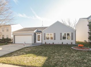 3015 Middlebury Ct E, Aurora, IL 60504