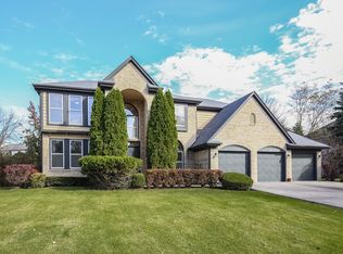 868 Saugatuck Trl, Vernon Hills, IL 60061