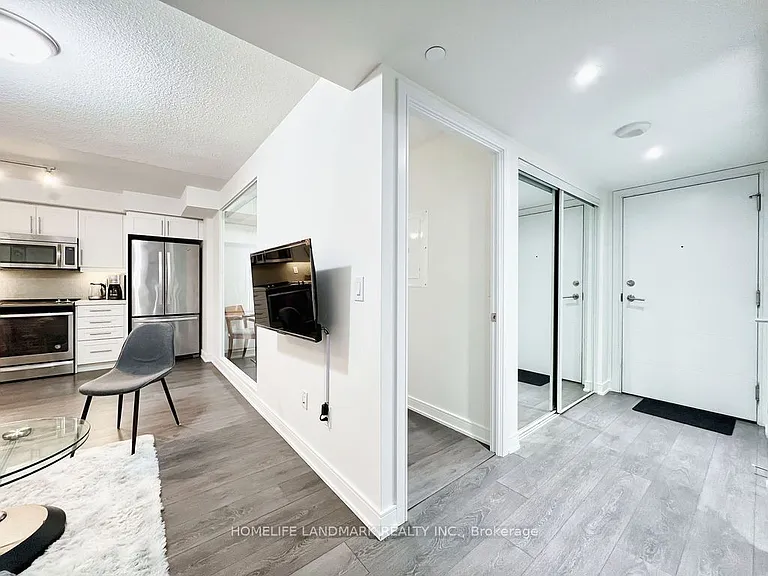 525 Adelaide St W #1620 — Photo 14