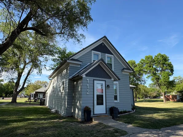 112 W 2nd Ave, Mount Vernon, SD 57363