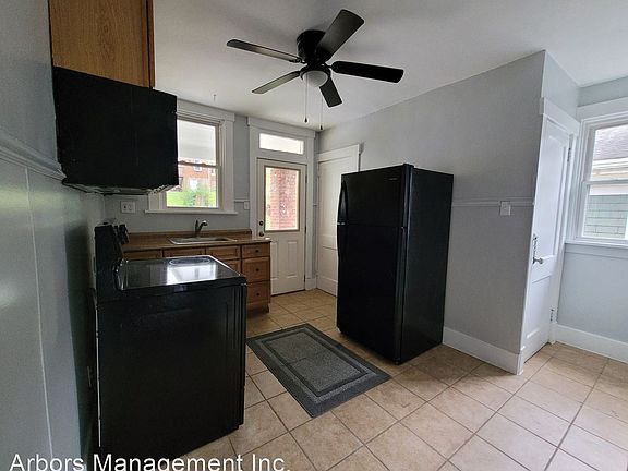 4th image of 2603 Voelkel Ave Floor 2