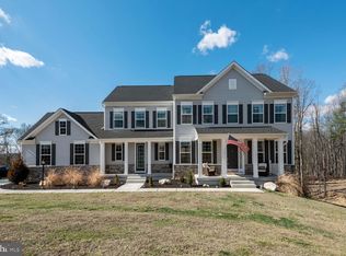 17992 Waterfowl Ct, Purcellville, VA 20132