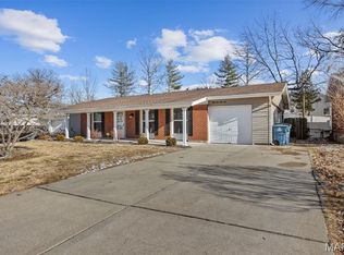 3346 Cordes Dr, Saint Louis, MO 63125