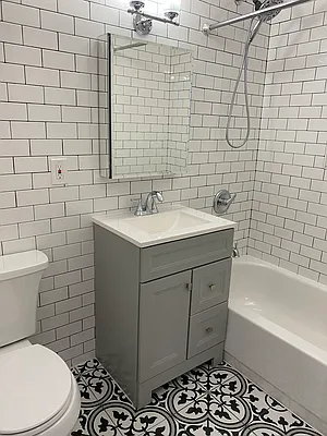 Rented by Oxford Property Group | media 11