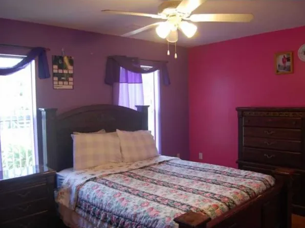 3520 NW 213th Ter, Miami Gardens, FL 33056