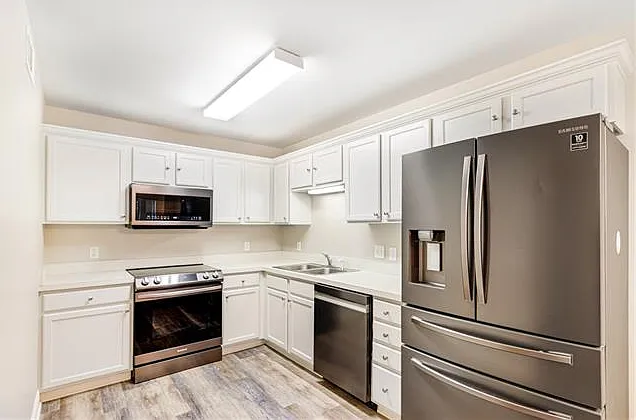 100 Covington Meadow Cir #D — Photo 2