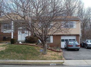 13113 Newgate Rd, Woodbridge, VA 22193