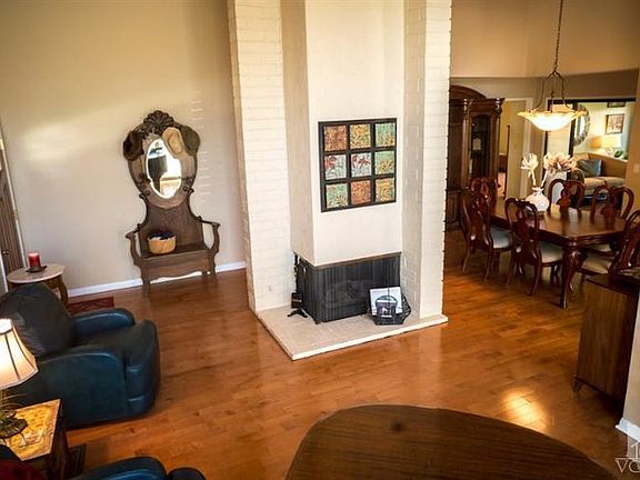 4th image of 1034 Barrow Ct