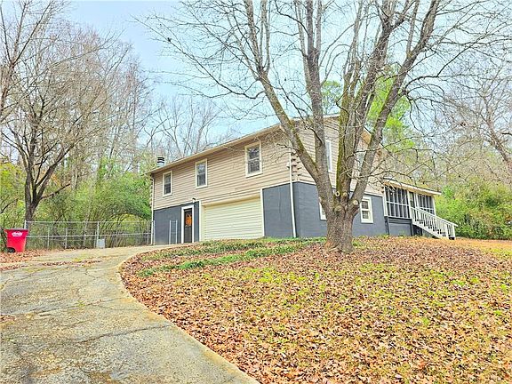 4th image of 1181 Greentree Pkwy