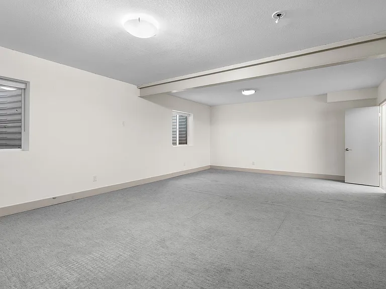 4015 Fenton Ct — Photo 31