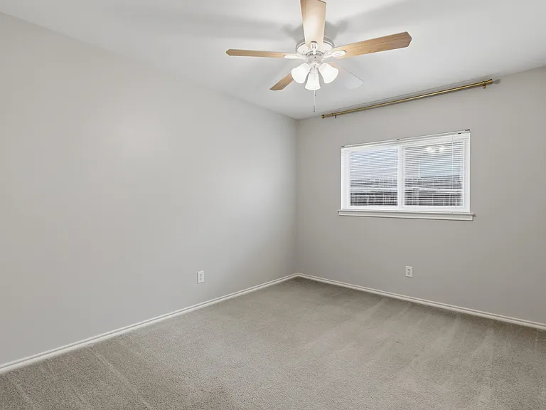 12307 Stable Pond Dr — Photo 19