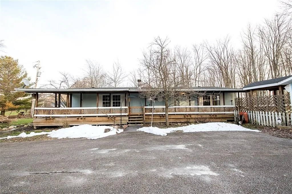 17803 Burrows Rd photo 1