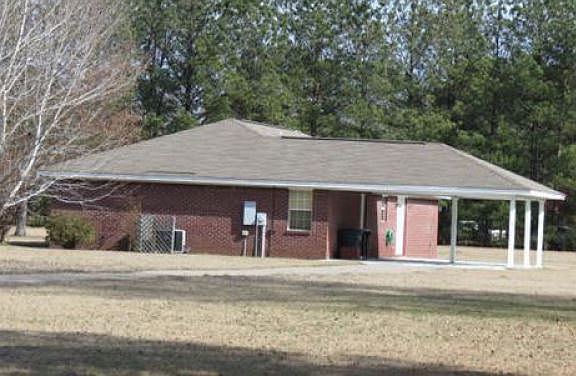 2nd image of 65 Laurie Ln