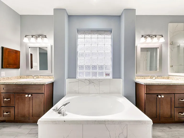 5707 Overton Park Dr — Photo 14