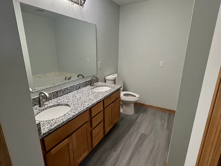 15747 Fremont Way — Photo 7