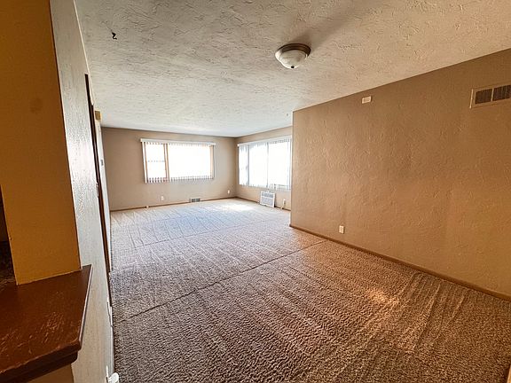 4th image of 1400 S 20th St APT 3