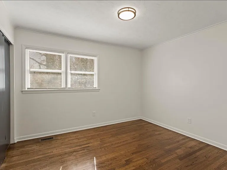 407 Yardley Ct #A — Photo 11