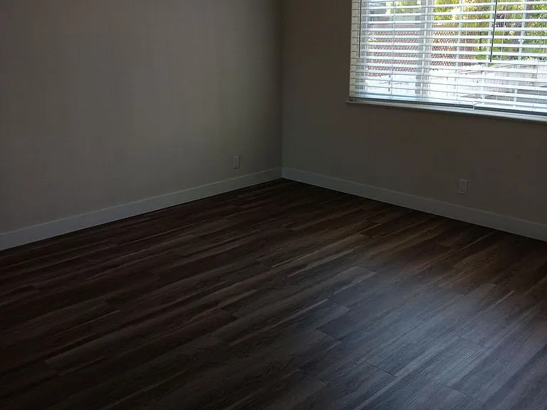 48 Lester Avenue — Photo 2