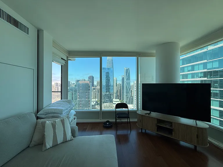 Floor-to-ceiling windows providing 180 degree view