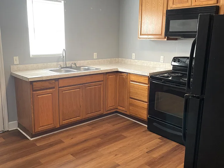 9 Blanche Ln — Photo 11