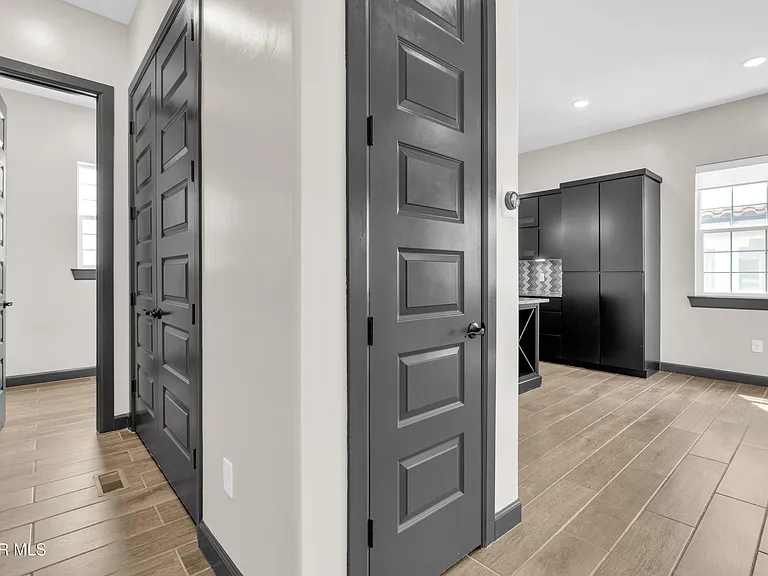 461 Vin Benicarlo Pl — Photo 20