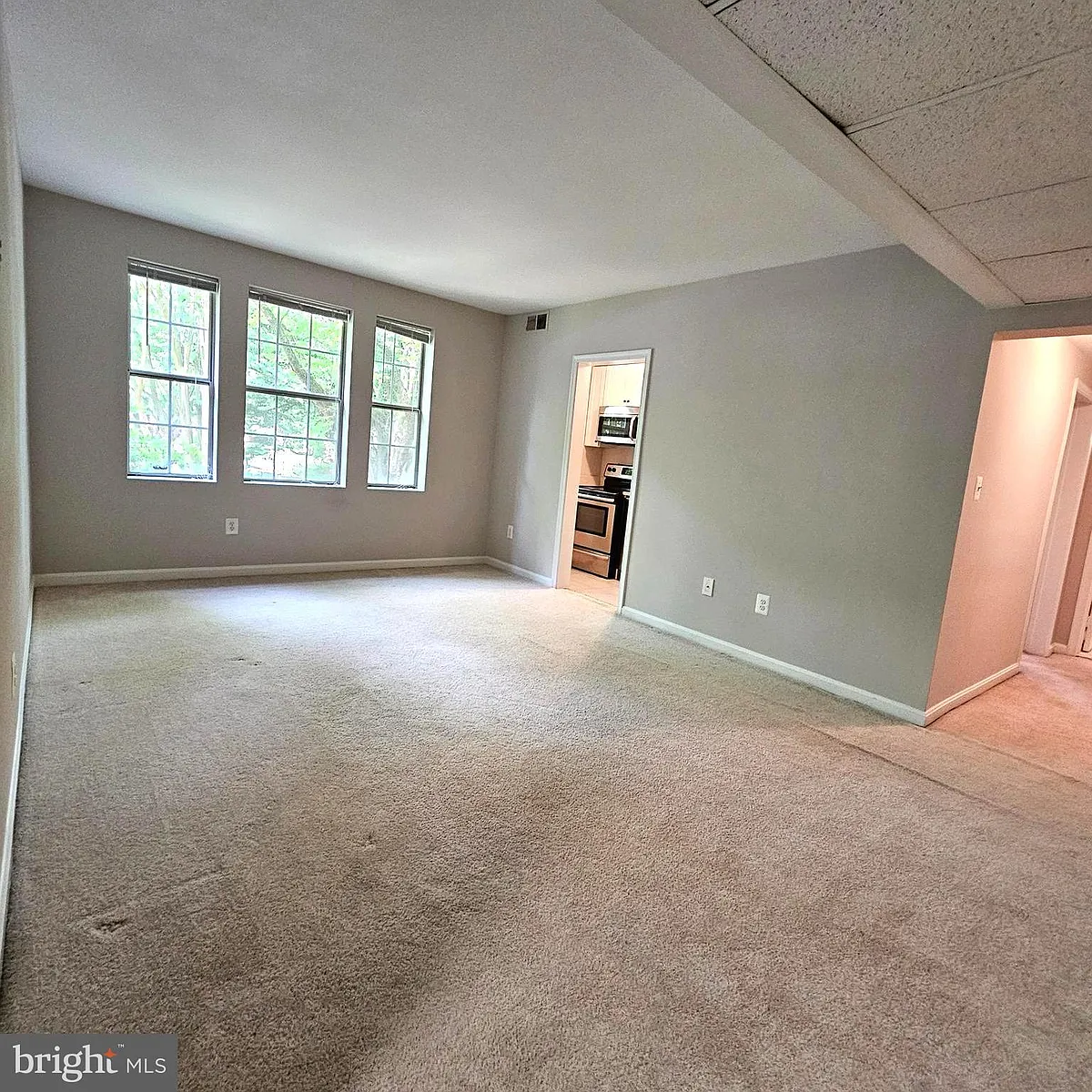 Building Photo - 1806 Key Blvd #9476