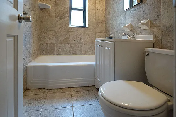 Rented by CG Realty | media 42