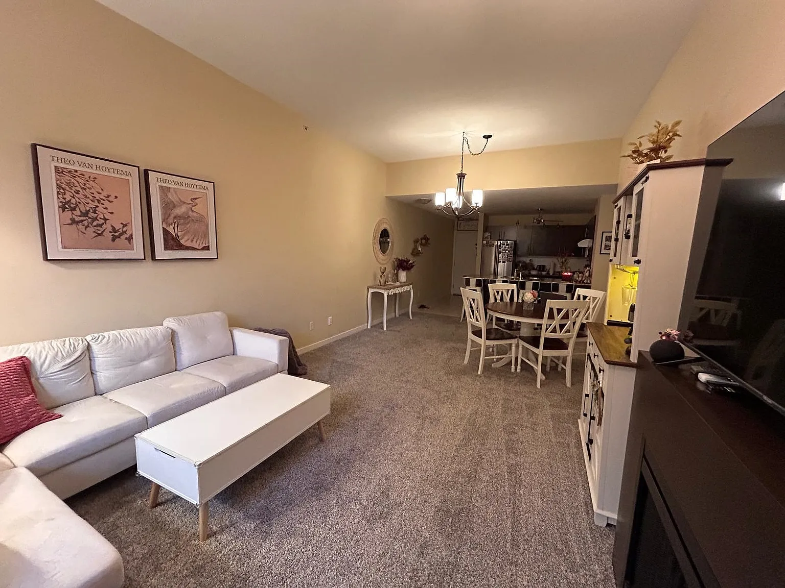 3 bed, 1300 sqft, $3,400 — Photo 3