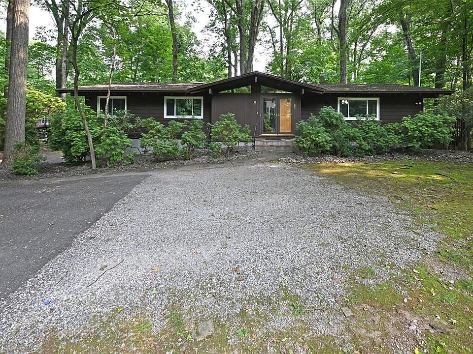 1st image of 6 Wood Lane