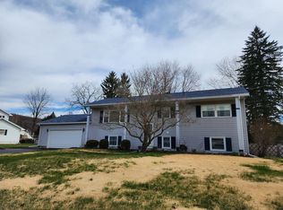 208 Robin Rd, Horseheads, NY 14845