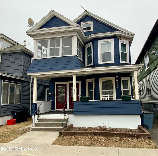 2nd image of 217 6th Avenue