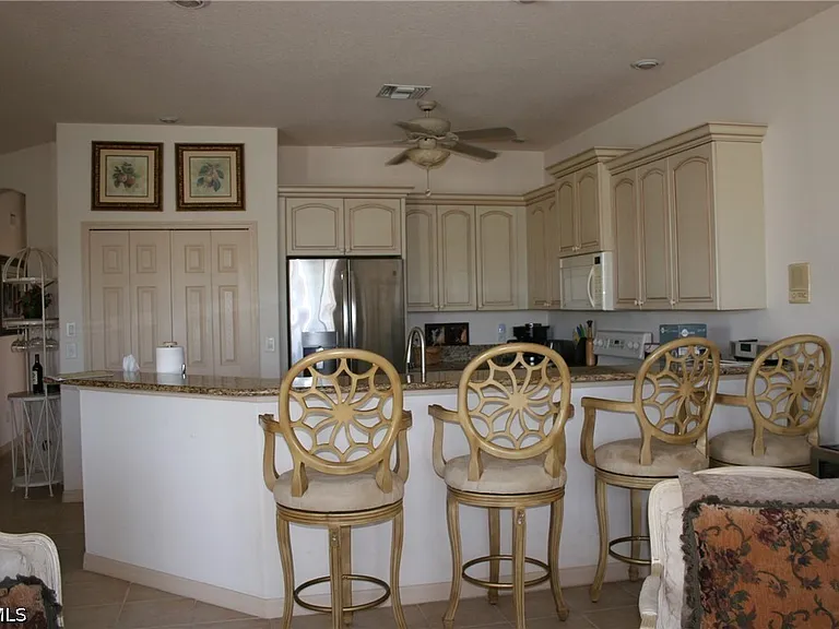 20728 Tisbury Ln — Photo 14