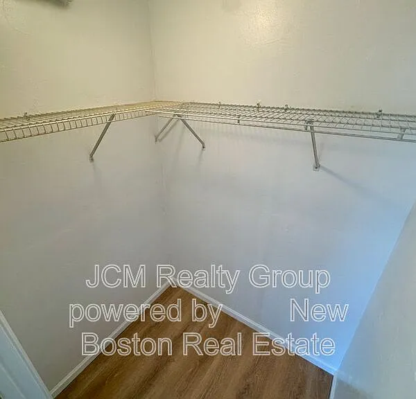 111 Main St #8R — Photo 4