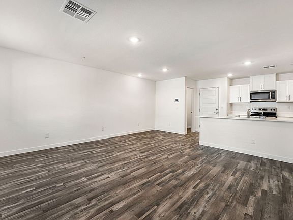 5th image of 9864 Maple Pass Ave
