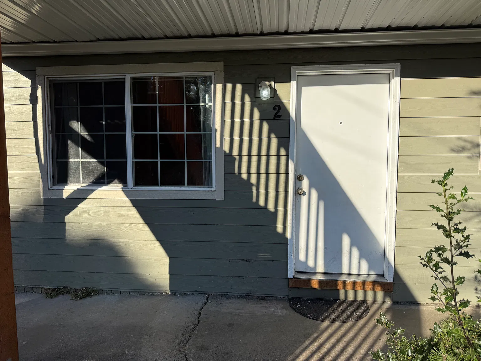 2 bed, 824 sqft, $1,400 — Photo 1
