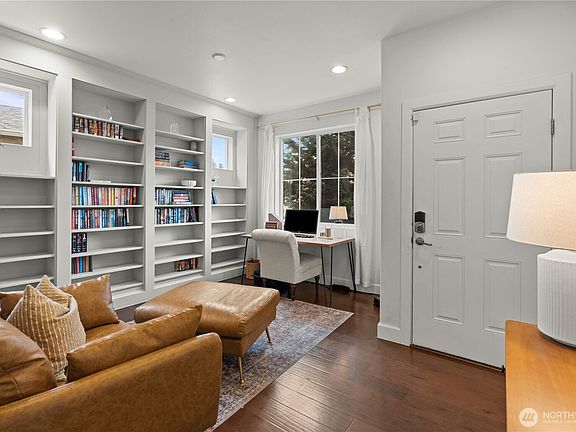 5th image of 18412 18th Avenue E