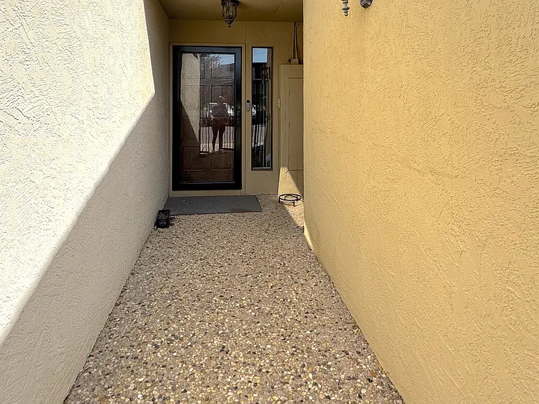 2542 Lindenwood Dr #2542 — Photo 18