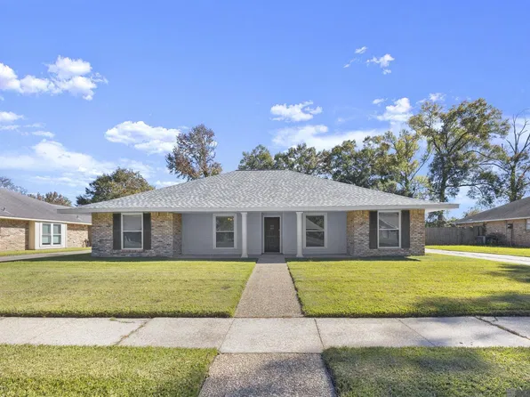 2333 Walnutwood Dr, Baton Rouge, LA 70816
