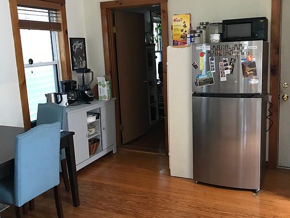 Large eat-in kitchen