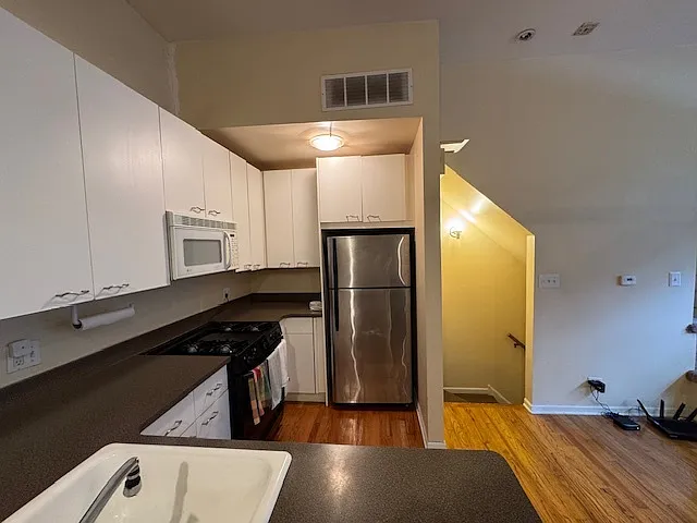 616 N Paulina St #1 — Photo 11