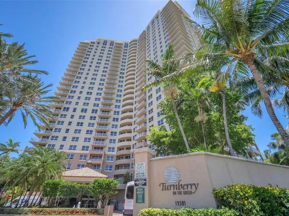 19501 W Country Club Dr APT 607, Aventura, FL 33180