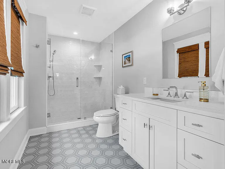 44 Cowart Ave — Photo 23