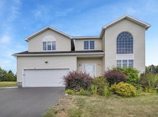 23 Saunders Rd, Ithaca, NY 14850