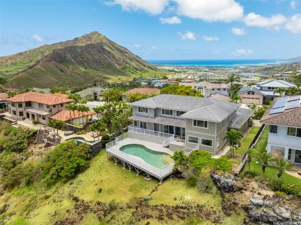 134 Hoahana Pl, Honolulu, HI 96825