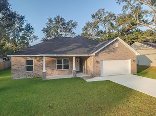 619 Peach St, Ocean Springs, MS 39564