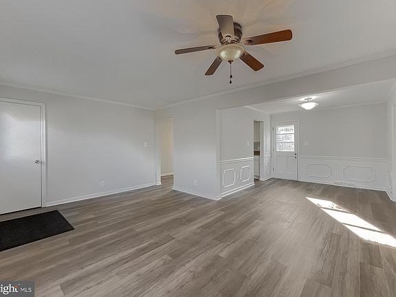 5th image of 22525 Garrison Dr